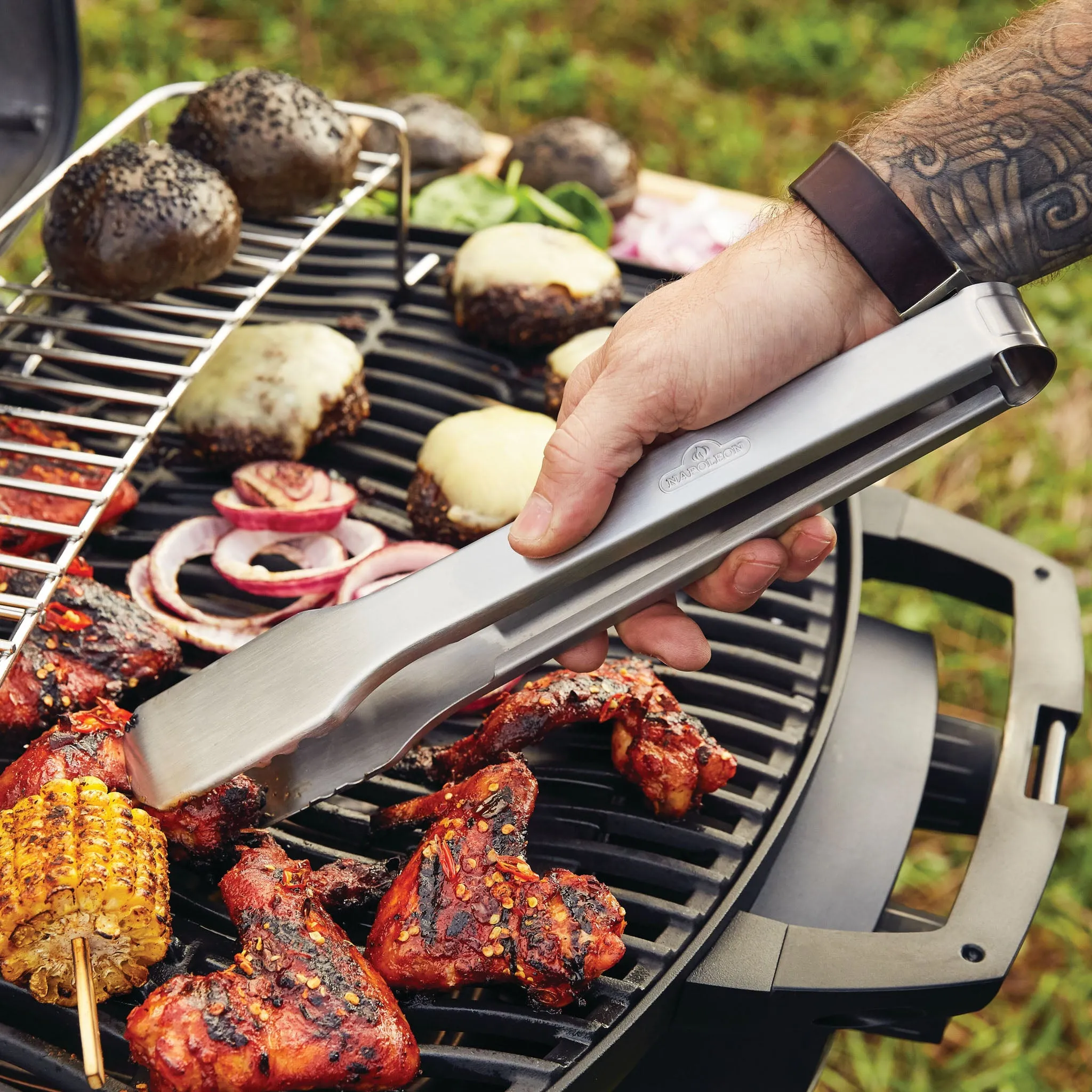 Napoleon Phantom TravelQ Pro 285X Portable Gas Barbecue