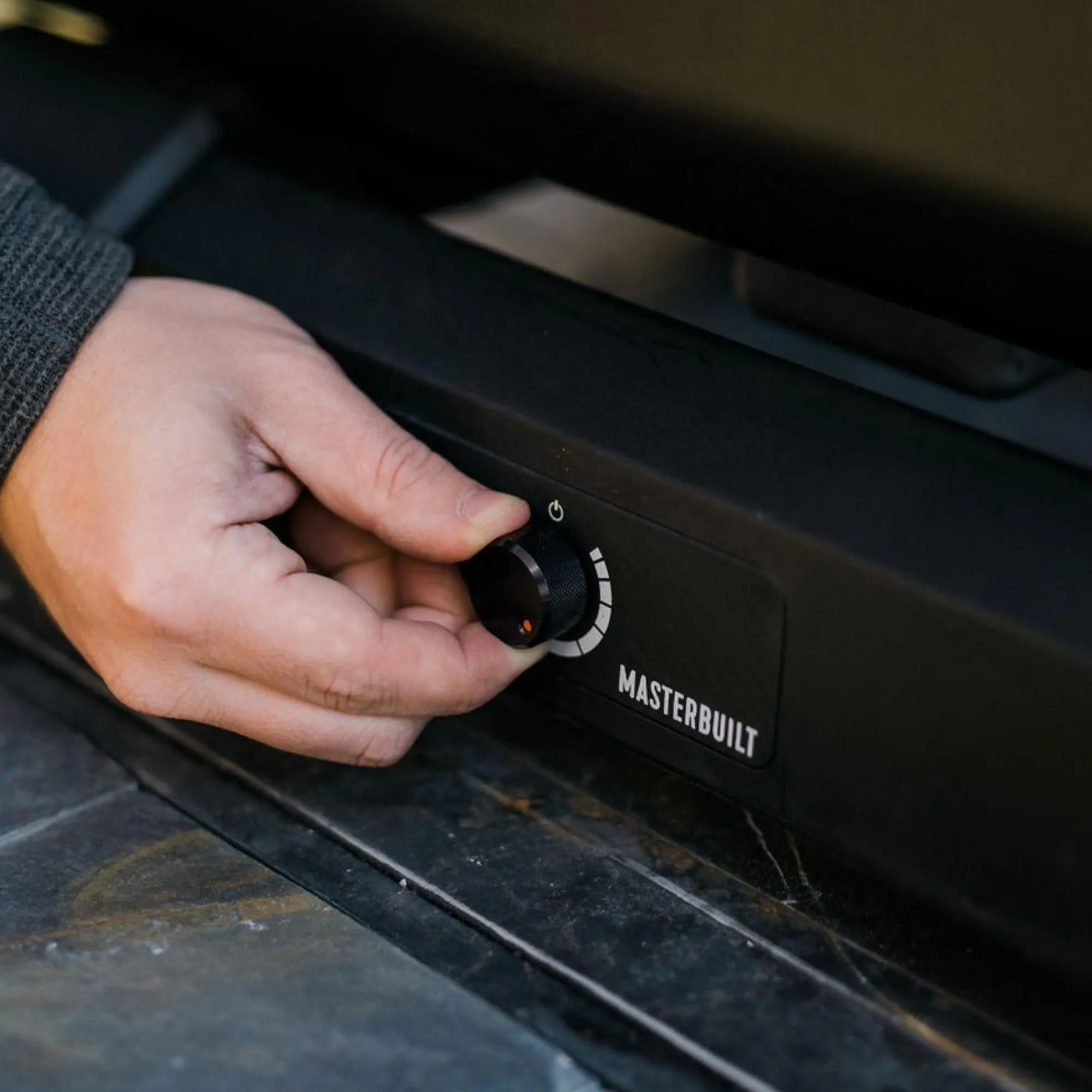 Portable houtskool Grill met onderstel
