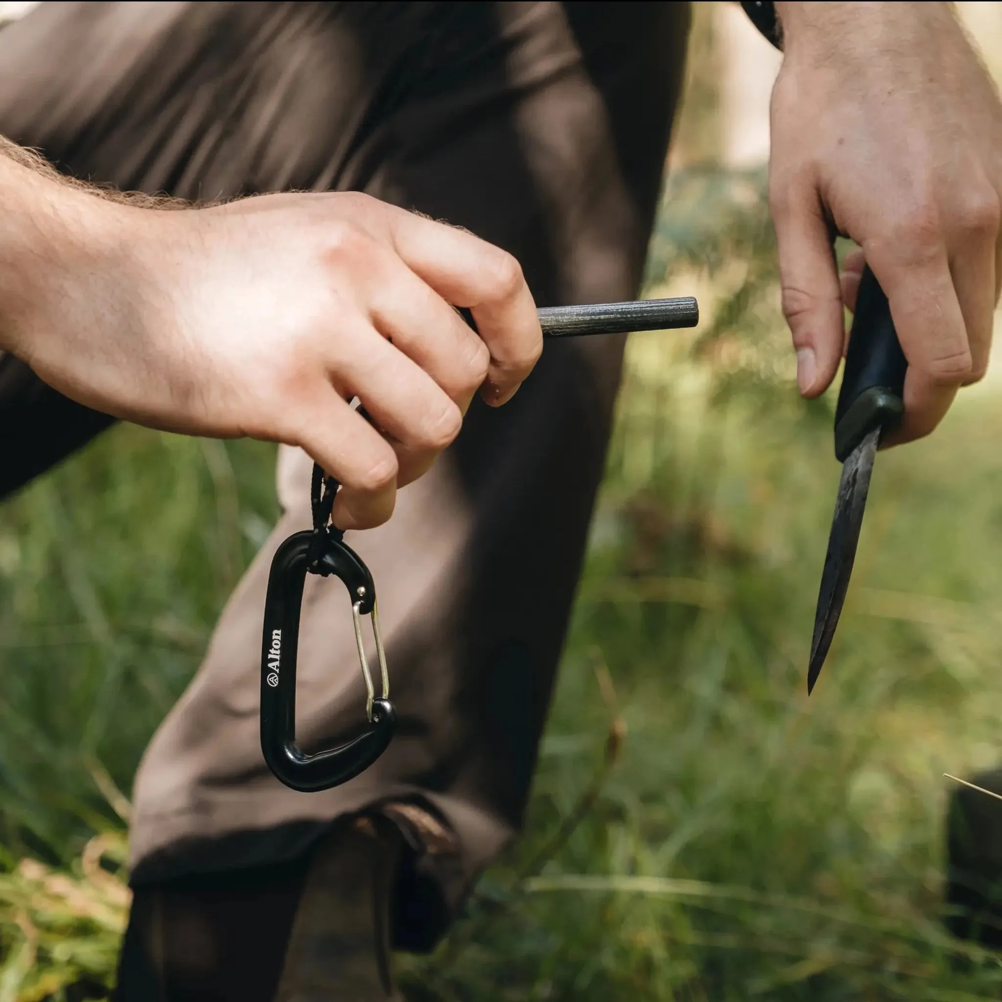 Ultralight Aluminium Carabiner (12kn)